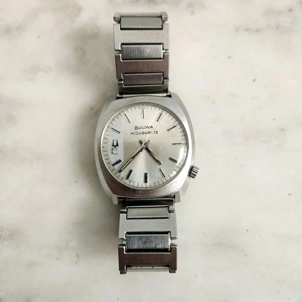 Vintage Bulova Accutron Accuquartz Stainless Steel‎ Diamond 218 Watch FOR PARTS
